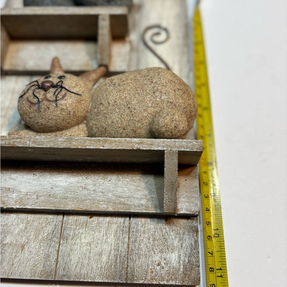 River Stone Cats On. Wall Shelf decor - Picture 9 of 9
